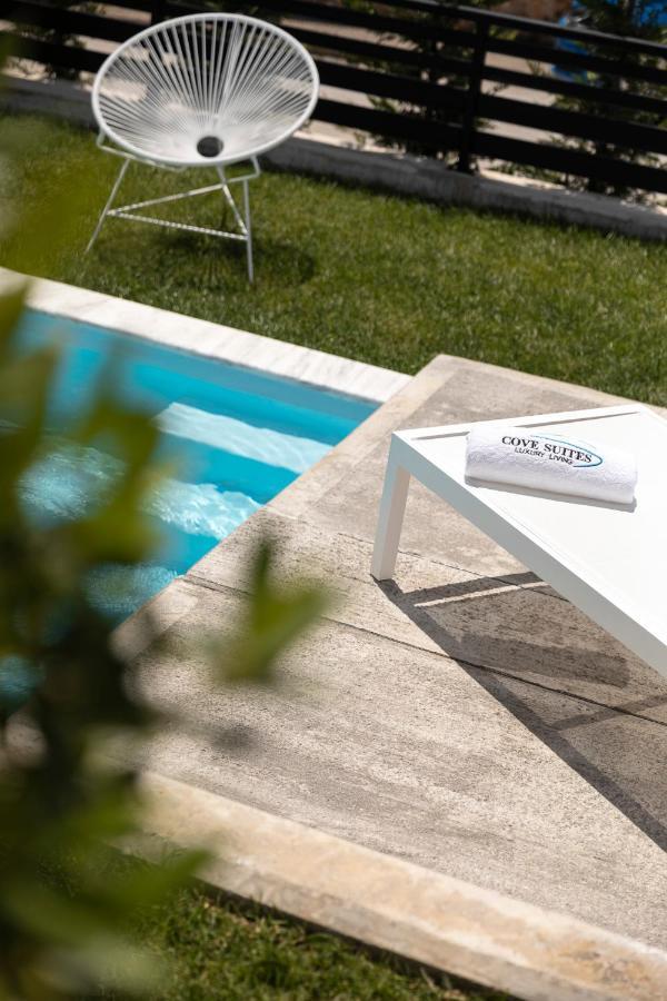 Cove Suites Nea Iraklitsa Ngoại thất bức ảnh