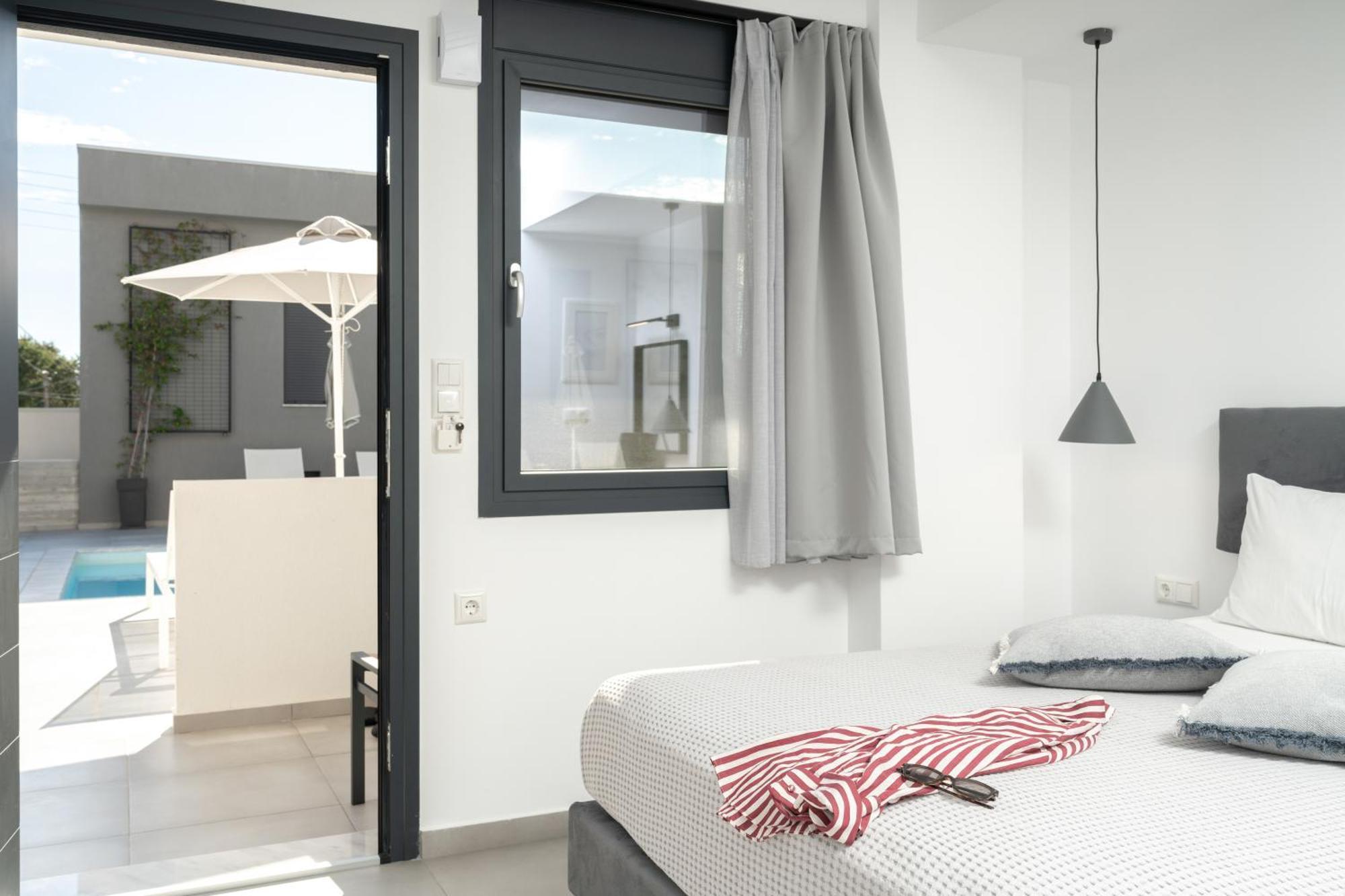 Cove Suites Nea Iraklitsa Ngoại thất bức ảnh