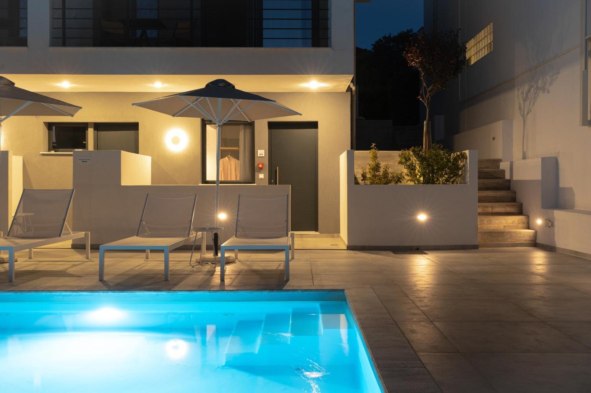 Cove Suites Nea Iraklitsa Ngoại thất bức ảnh